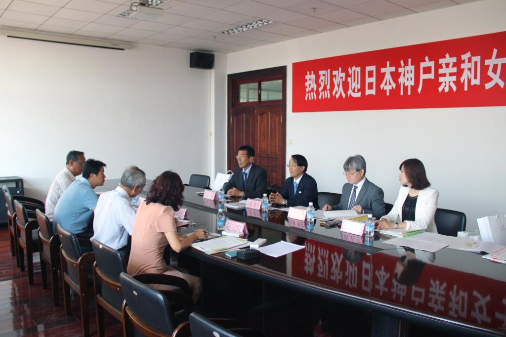 日本亲和学园访问团访问日本五级片