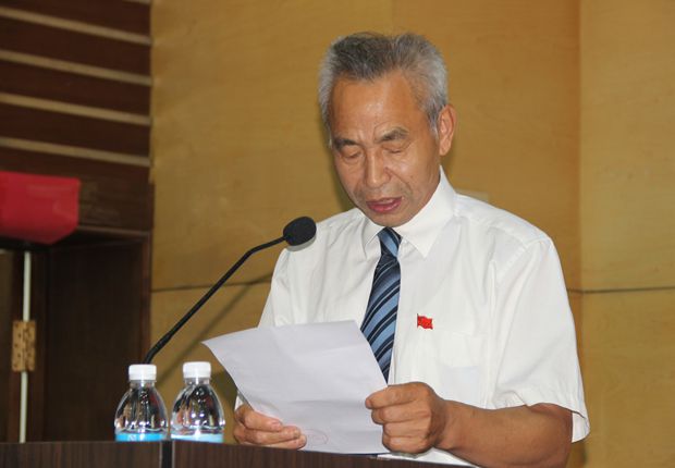 匡国柱院长宣读日本五级片表彰决定