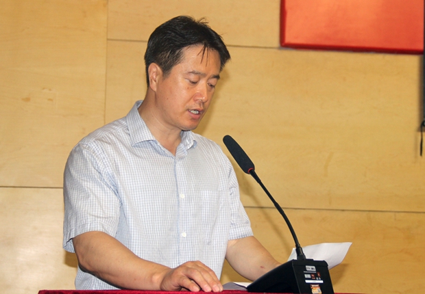 杨斌副院长致欢迎辞